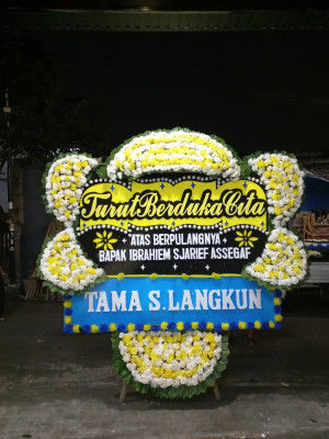 Papan Bunga Duka di Jatingaleh